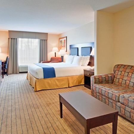 Holiday Inn Express Hotel & Suites Swift Current By Ihg Buitenkant foto