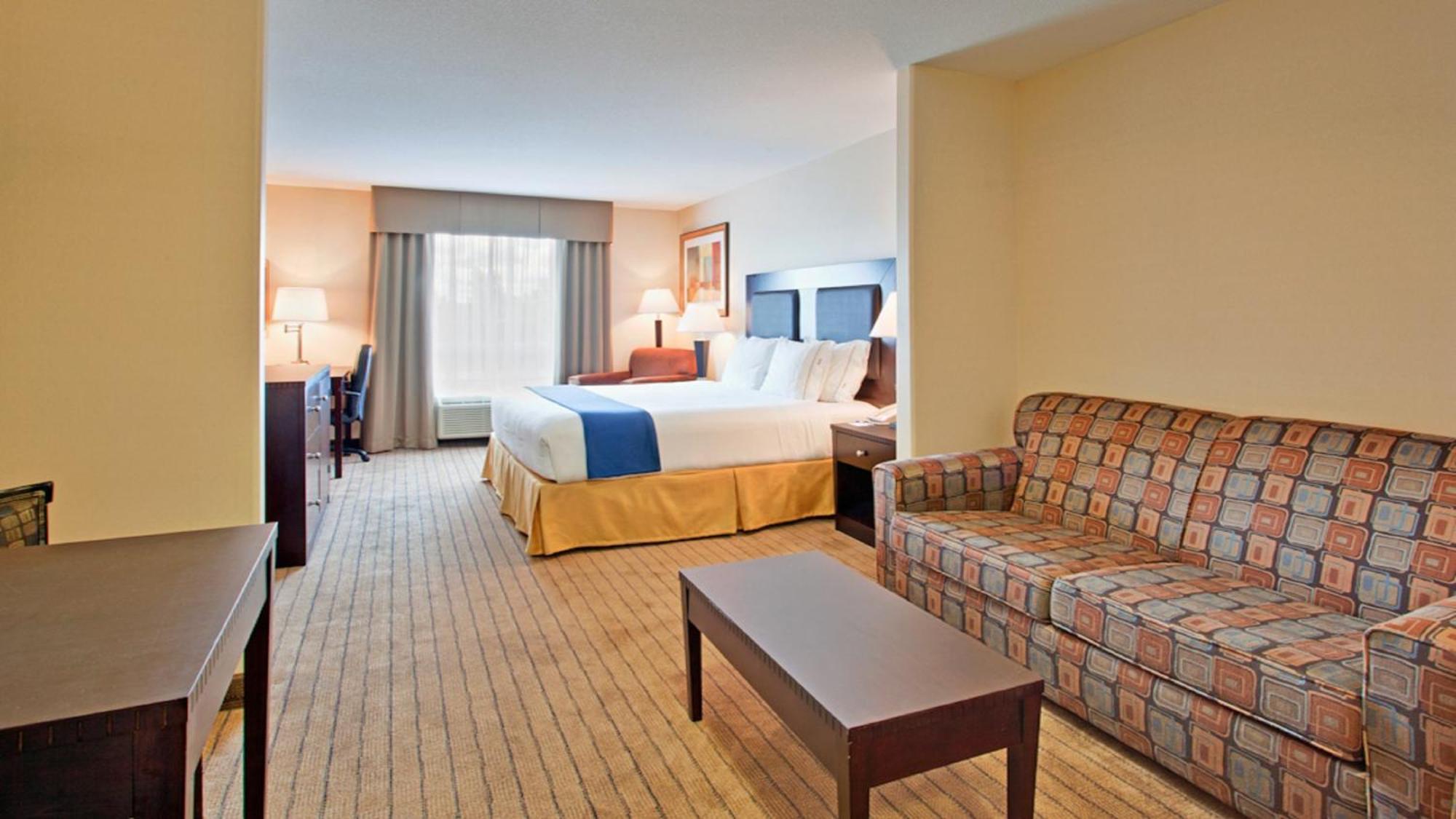 Holiday Inn Express Hotel & Suites Swift Current By Ihg Buitenkant foto