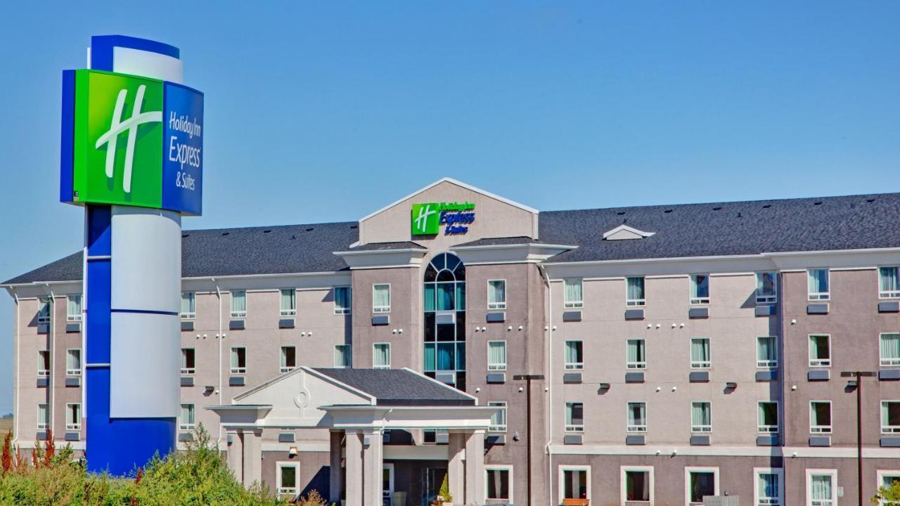 Holiday Inn Express Hotel & Suites Swift Current By Ihg Buitenkant foto
